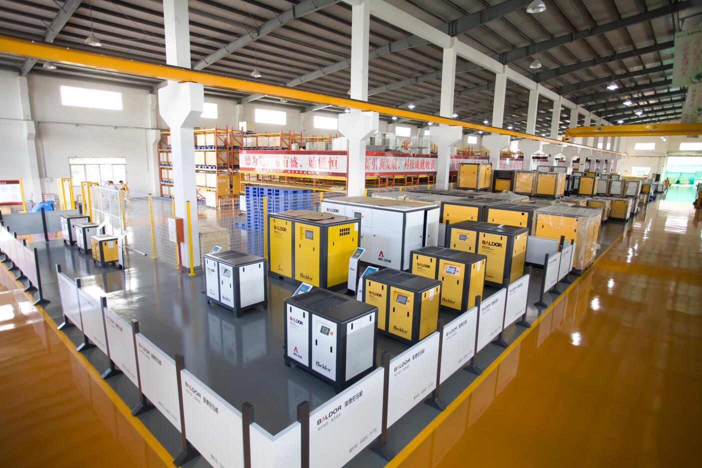 為什么要買變頻螺桿空壓機,看看變頻有哪些優(yōu)勢!